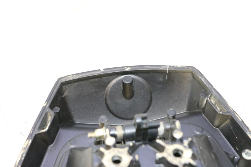 photo de POIGNEE ARRIERE CAN-AM SPYDER RS 1000 (2008 - 2012) - Gros plan technique