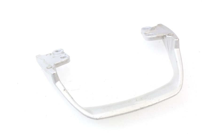 photo de POIGNEE ARRIERE YAMASAKI STREET 50 (2013 - 2018) - Détail de la pièce