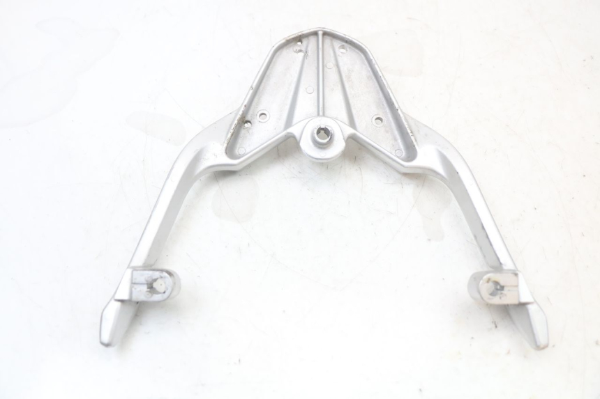 photo de POIGNEE ARRIERE KYMCO SUPER 8 125 (2008 - 2015) - Points de fixation