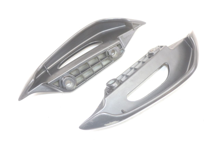 photo de POIGNEE ARRIERE SUZUKI BURGMAN 125 (2018 - 2021) - Gros plan technique