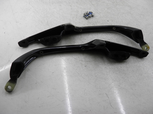 photo de POIGNEE ARRIERE SUZUKI BURGMAN EXECUTIVE 650 (2008 - 2010) - Photo complémentaire