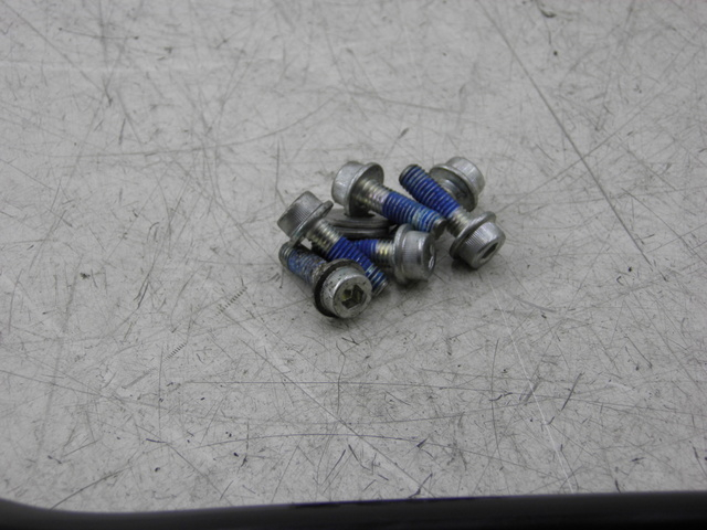 photo de POIGNEE ARRIERE SUZUKI BURGMAN EXECUTIVE 650 (2008 - 2010) - Autre angle de vue