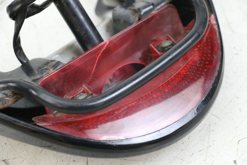 photo de POIGNEE ARRIERE BAOTIAN TRAVEL SPIRIT 50 (2010 - 2012) - Détail de la pièce