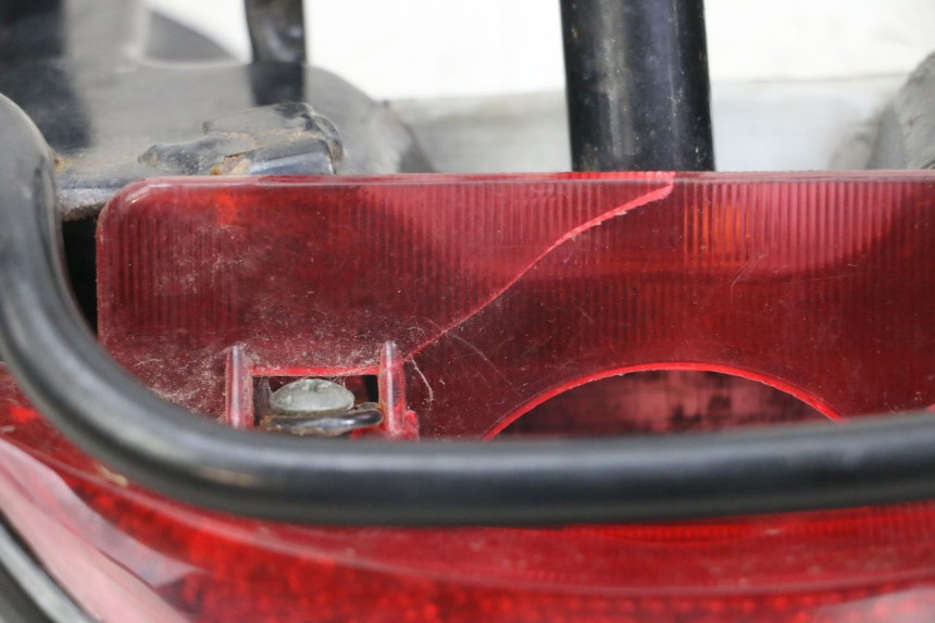 photo de POIGNEE ARRIERE BAOTIAN TRAVEL SPIRIT 50 (2010 - 2012) - Gros plan technique