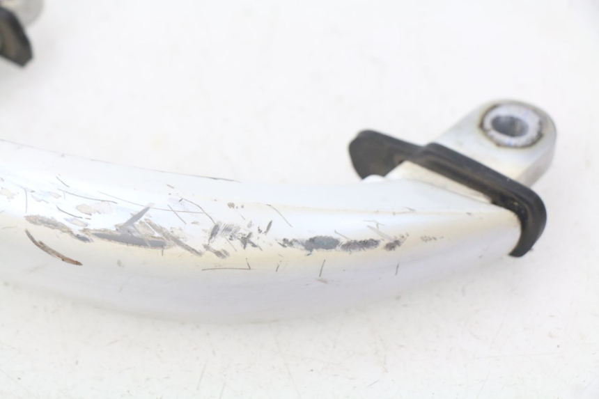 photo de POIGNEE ARRIERE YAMAHA XMAX X-MAX 125 (2006 - 2009) - État de surface