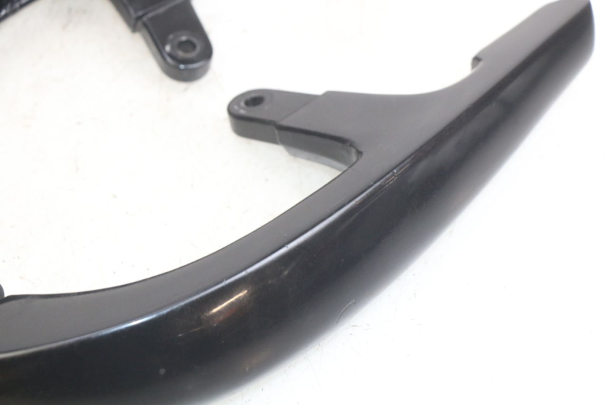 photo de POIGNEE ARRIERE YAMAHA X-MAX XMAX 250 (2006 - 2009) - Points de fixation