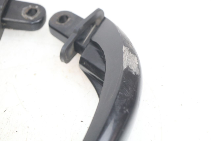 photo de POIGNEE ARRIERE YAMAHA X-MAX XMAX 250 (2006 - 2009) - État de surface