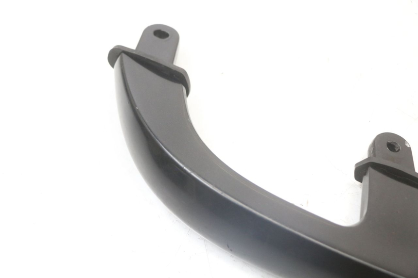 photo de POIGNEE ARRIERE YAMAHA X-MAX XMAX 250 (2006 - 2009) - Points de fixation