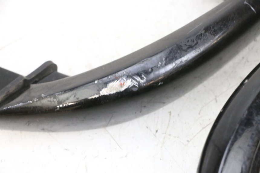 photo de POIGNEE ARRIERE YAMAHA XMAX X-MAX 125 (2006 - 2009) - Points de fixation