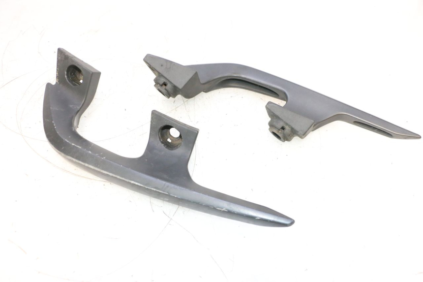 photo de POIGNEE ARRIERE YAMAHA X-MAX XMAX 125 (2010 - 2013) - Vue principale