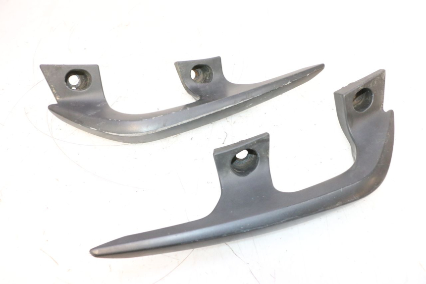 photo de POIGNEE ARRIERE YAMAHA X-MAX XMAX 125 (2010 - 2013) - Autre angle de vue