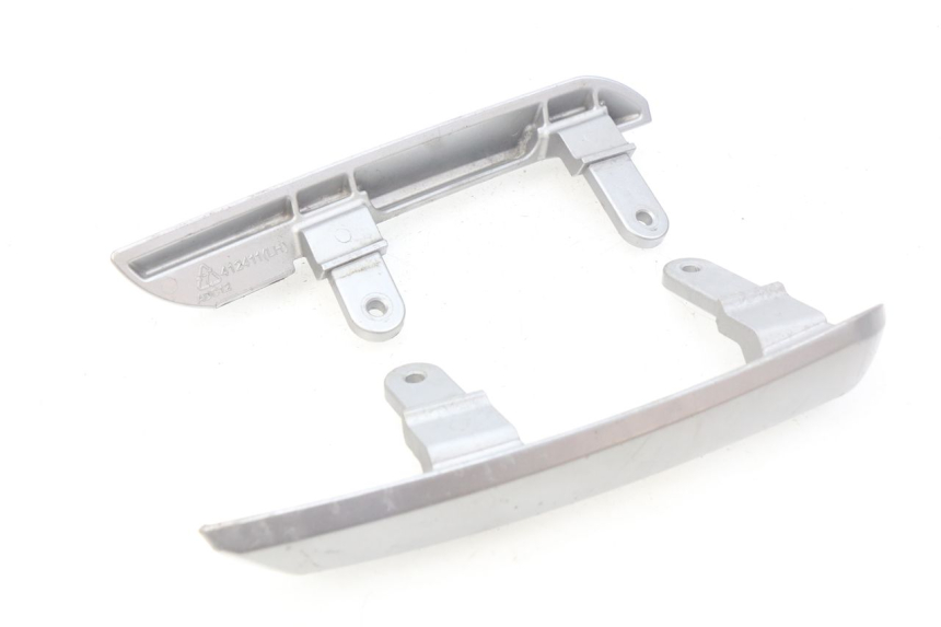 photo de POIGNEE ARRIERE TGB X-MOTION XMOTION 125 (2008 - 2014) - Points de fixation