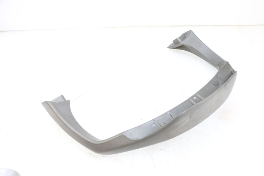 photo de POIGNEE ARRIERE PIAGGIO X8 125 (2004 - 2007) - Vue d’ensemble