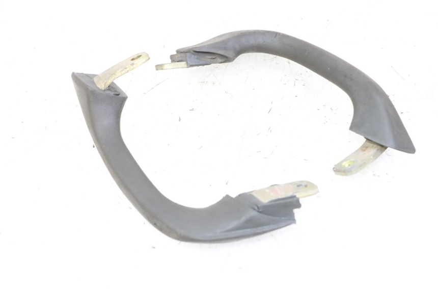 photo de POIGNEE ARRIERE YAMAHA XJN DIVERSION 600 (2000 - 2003) - Autre angle de vue