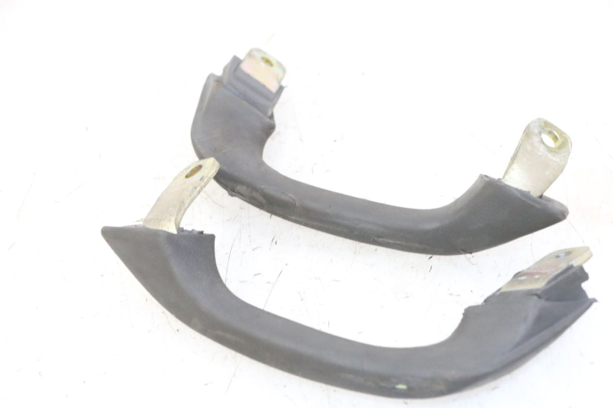 photo de POIGNEE ARRIERE YAMAHA XJN DIVERSION 600 (2000 - 2003) - État de surface