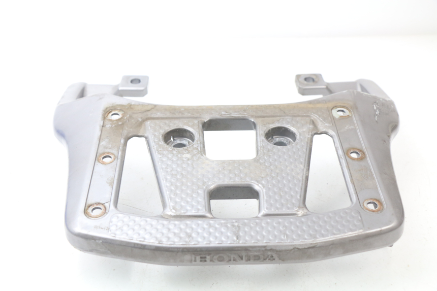 photo de POIGNEE ARRIERE HONDA XLV TRANSALP 650 (2005 - 2007) - Détail de la pièce