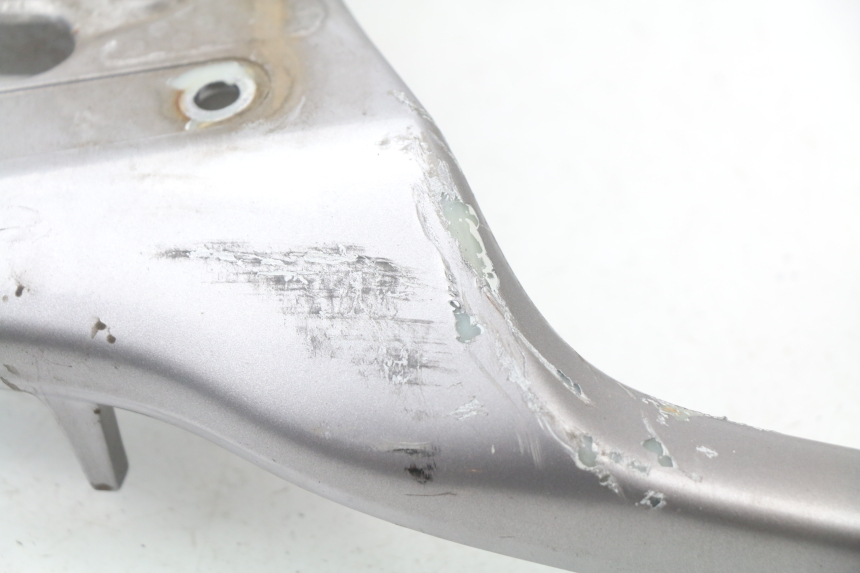 photo de POIGNEE ARRIERE HONDA XLV TRANSALP 650 (2005 - 2007) - Gros plan technique