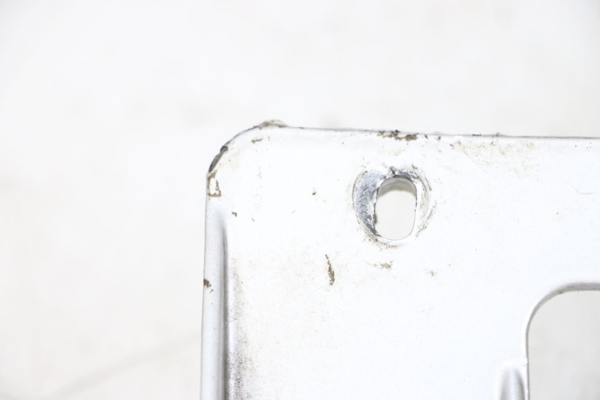 photo de POIGNEE ARRIERE YAMAHA YP MAJESTY 125 (2002 - 2006) - Autre angle de vue