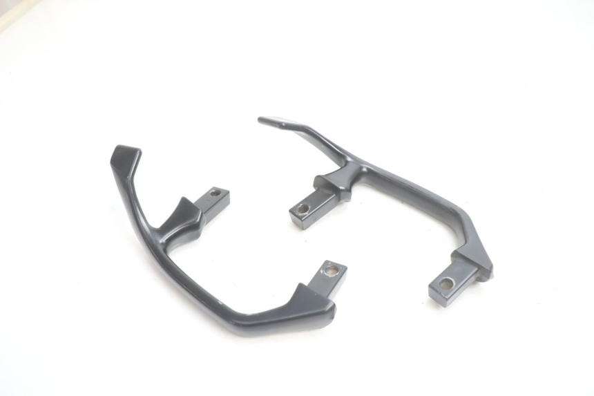 photo de POIGNEE ARRIERE KAWASAKI ZX-6R ZX6R 600 (1995 - 1997) - Détail de la pièce