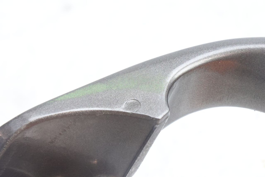 photo de POIGNEE ARRIERE KAWASAKI ZZR 600 (1995 - 2004) - Pièce contrôlée