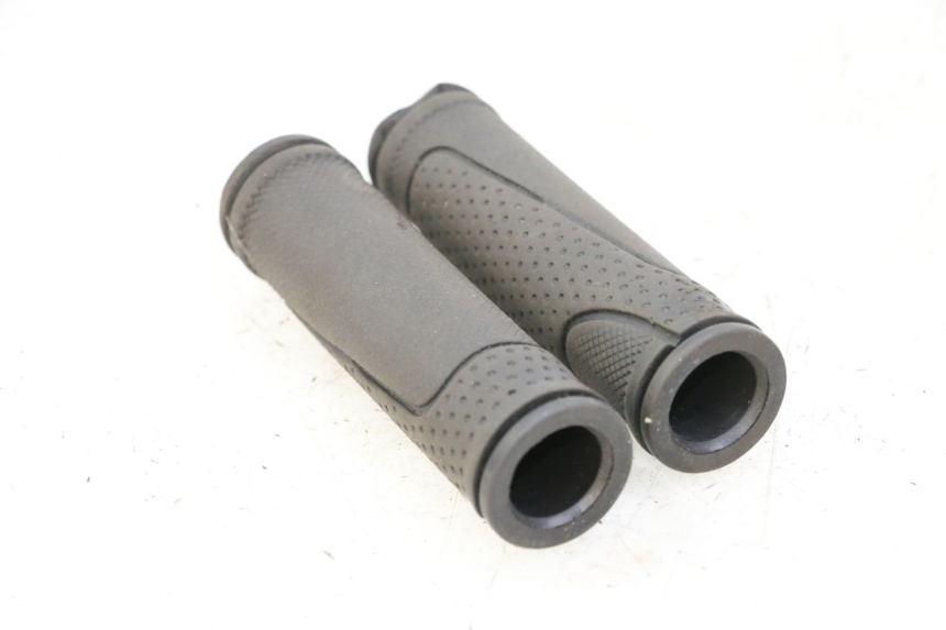 photo de POIGNEE DE GUIDON URBANGLIDE 100XS 1 - Autre angle de vue