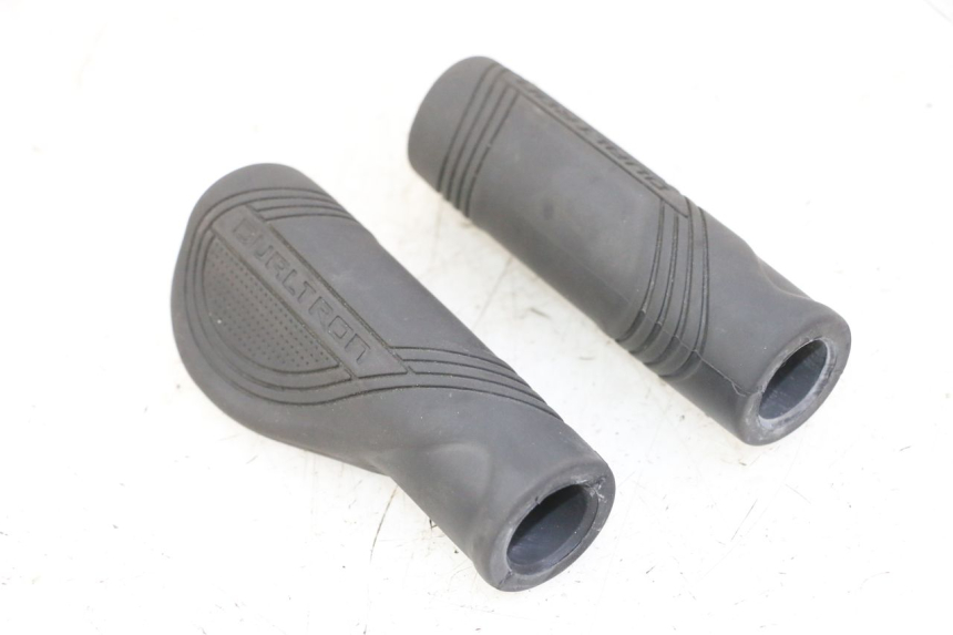 photo de POIGNEE DE GUIDON DUALTRON AMINIA 1 - Autre angle de vue