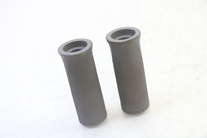 photo de POIGNEE DE GUIDON SEGWAY NINEBOT F65I 1 - Autre angle de vue