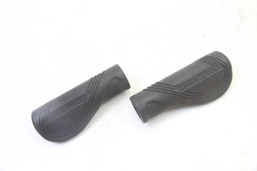 photo de POIGNEE DE GUIDON DUALTRON MINI SPECIAL 1 - Vue principale