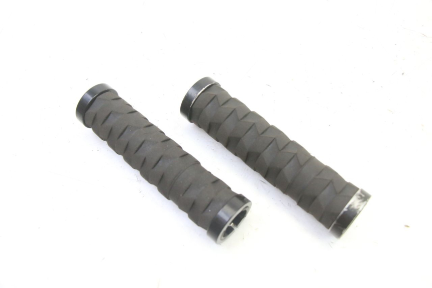 photo de POIGNEE DE GUIDON NAMI STELLAR 1 - Zoom état d’usage