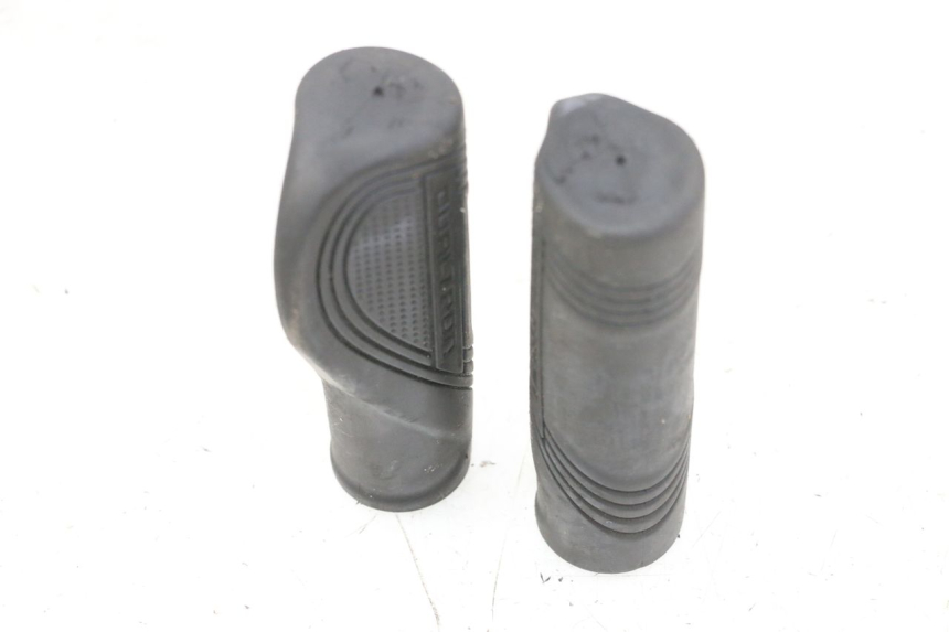 photo de POIGNEE DE GUIDON DUALTRON VICTOR LIMITED 1 - Autre angle de vue