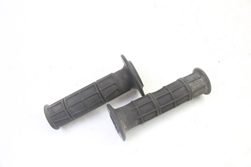 photo de POIGNEE DE GUIDON YAMAHA YFM R RAPTOR 250 (2008 - 2014) - Vue principale