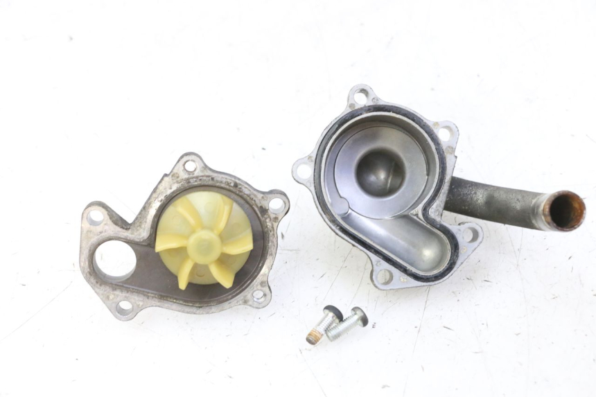 photo de POMPE A EAU SUZUKI BURGMAN 125 (2007 - 2014) - Vue principale