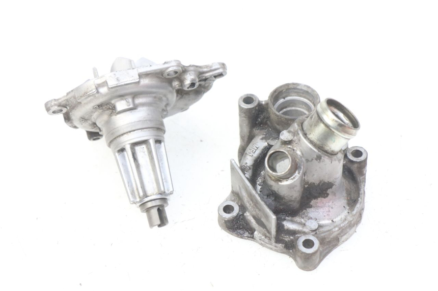 photo de POMPE A EAU HONDA CBRF CBR-F PC41 600 (2011 - 2013) - Autre angle de vue