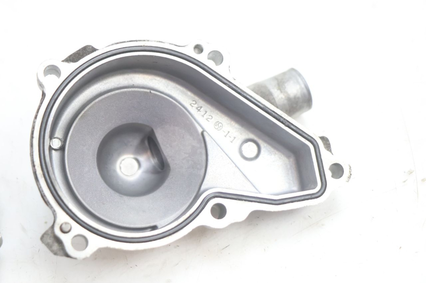 photo de POMPE A EAU KAWASAKI ER-6 ER6 N 650 (2005 - 2009) - Autre angle de vue
