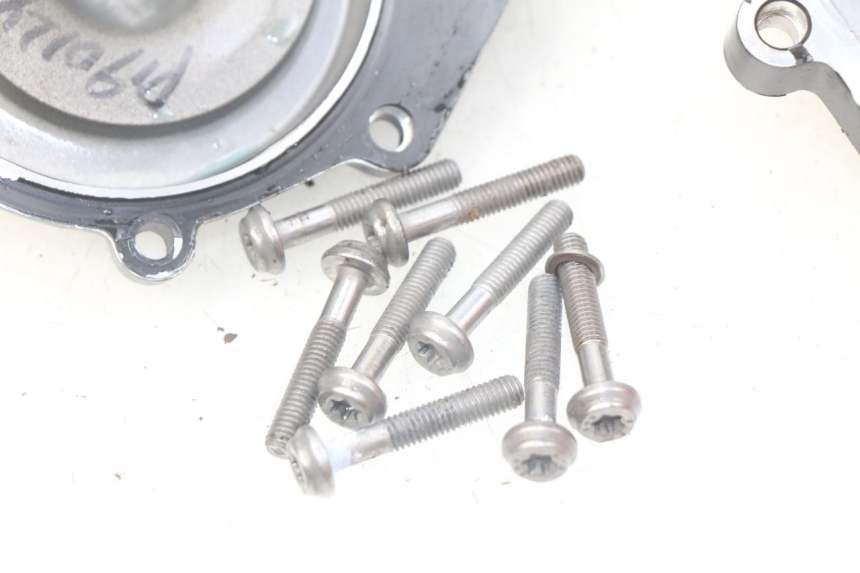 photo de POMPE A EAU BMW F GS K81 850 (2018 - 2023) - Autre angle de vue