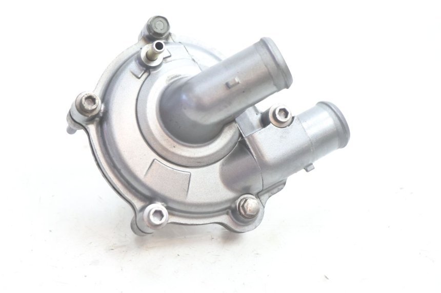 photo de POMPE A EAU YAMAHA FJR 1300 (2001 - 2005) - Détail de la pièce
