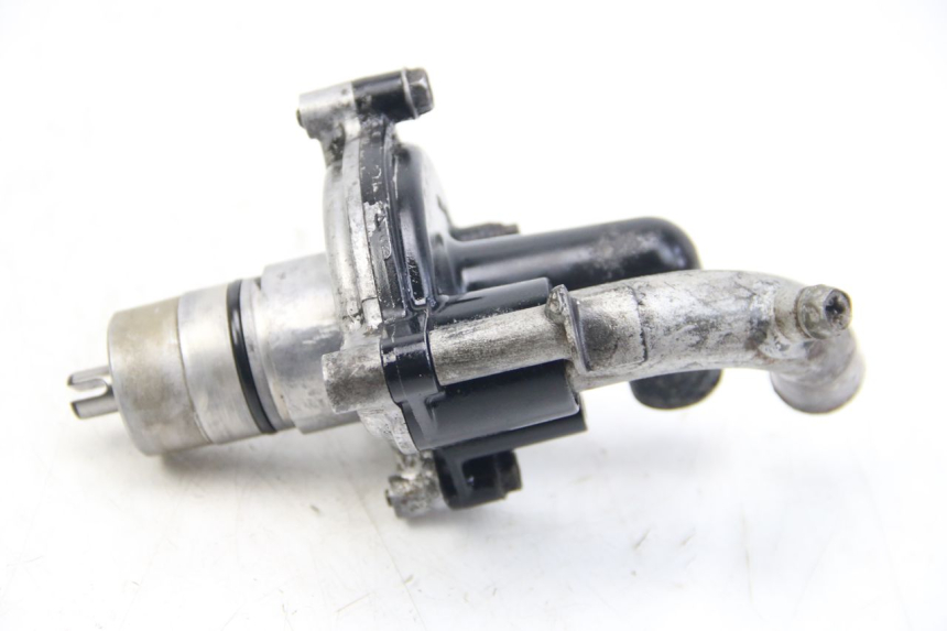 photo de POMPE A EAU YAMAHA FZS FAZER 600 (2001 - 2003) - Détail de la pièce