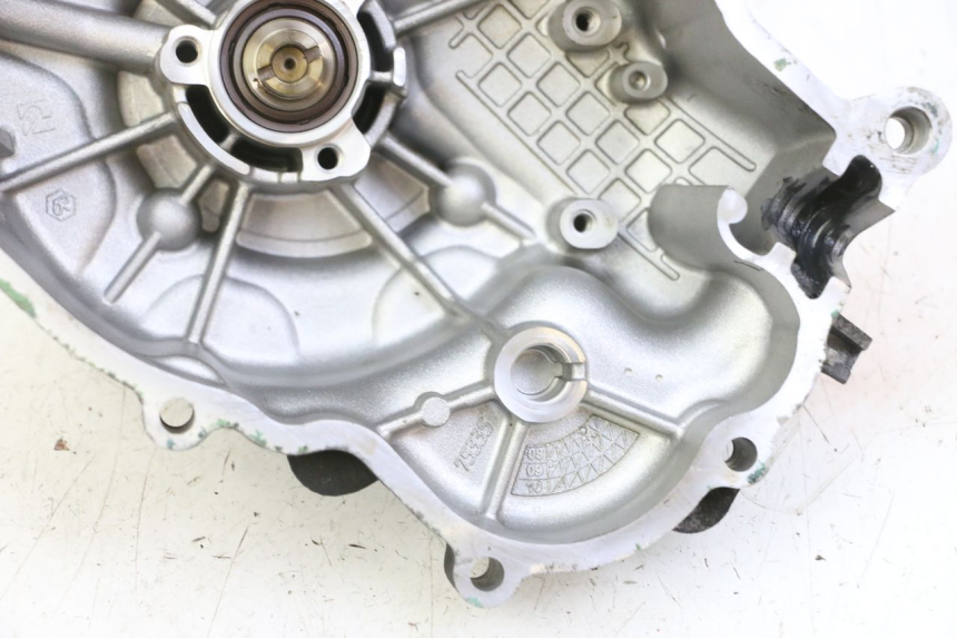 photo de POMPE A EAU PIAGGIO MP3 RL 250 (2006 - 2010) - Zoom état d’usage