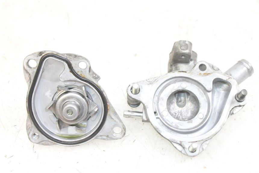 photo de POMPE A EAU HONDA PCX (JF28) 125 (2009 - 2011) - Vue principale