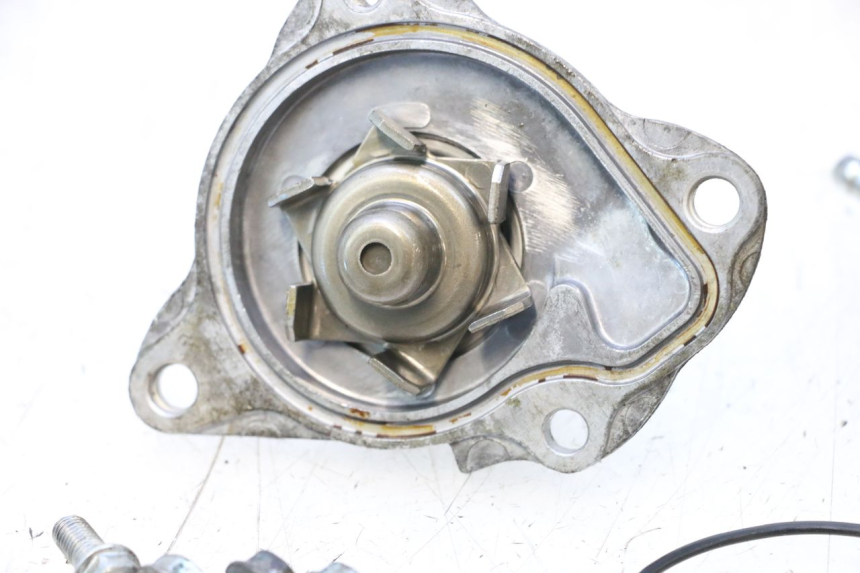 photo de POMPE A EAU HONDA PCX (JF57/JF64) 125 (2014 - 2018) - État de surface