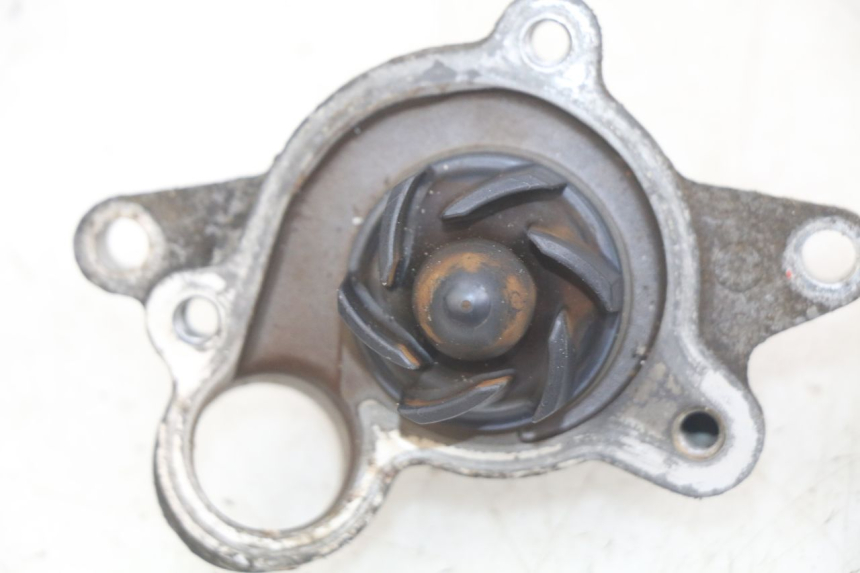 photo de POMPE A EAU YAMAHA X-MAX XMAX 250 (2006 - 2009) - Vue d’ensemble