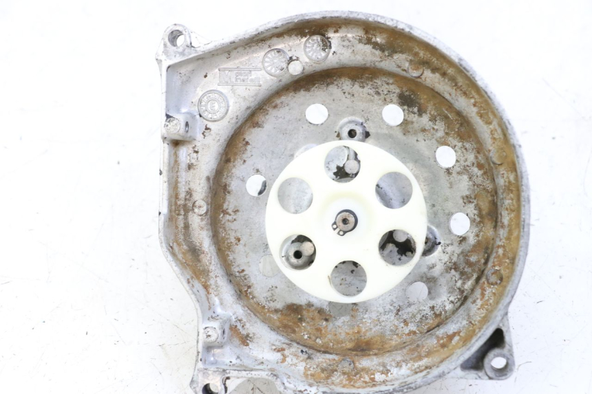 photo de POMPE A EAU YAMAHA AEROX 50 (1997 - 2006) - Gros plan technique