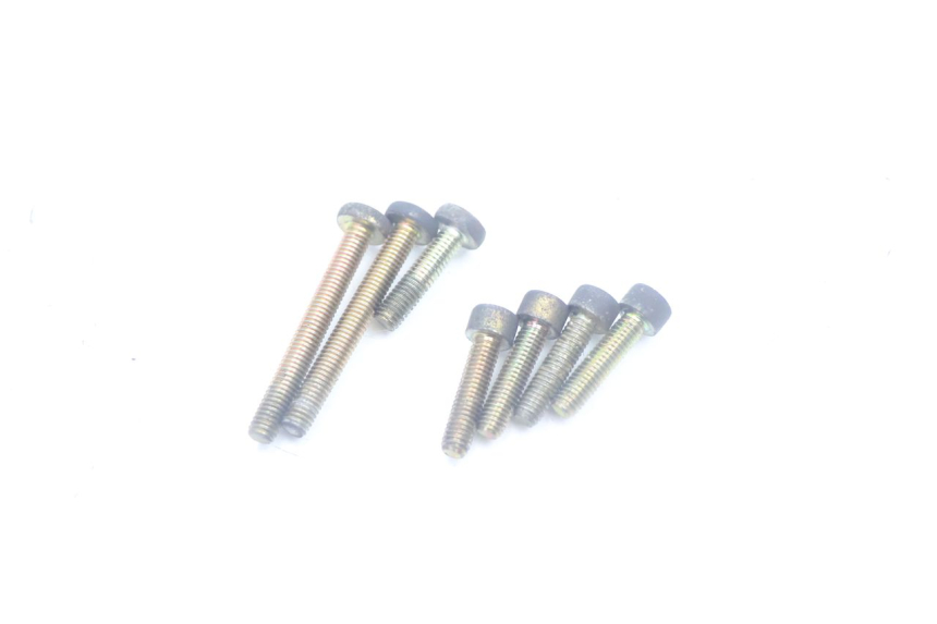 photo de POMPE A EAU YAMAHA YP MAJESTY 125 (2002 - 2006) - Gros plan technique