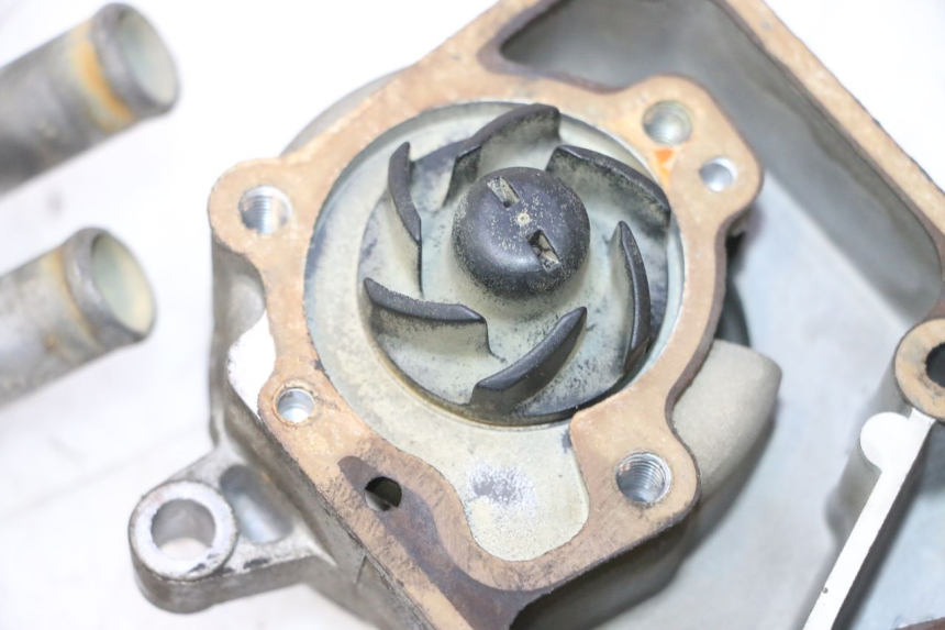 photo de POMPE A EAU YAMAHA YP MAJESTY 125 (2007 - 2010) - Pièce contrôlée