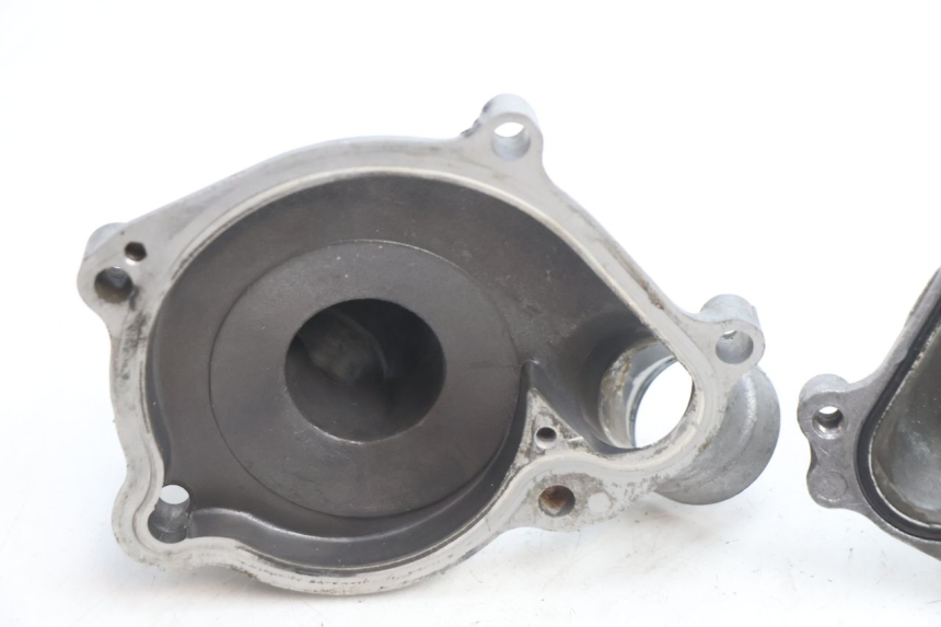photo de POMPE A EAU YAMAHA YZF R GENESIS 750 (1993 - 1998) - Détail de la pièce
