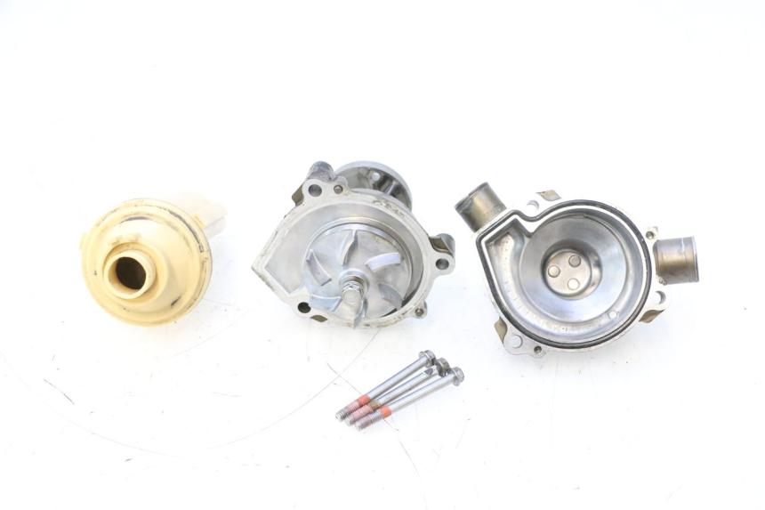 photo de POMPE A EAU KAWASAKI ZX-6R ZX6R 600 (2000 - 2002) - Vue principale