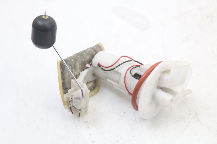 photo de POMPE A ESSENCE SUZUKI ADDRESS 110 (2015 - 2020) - Autre angle de vue