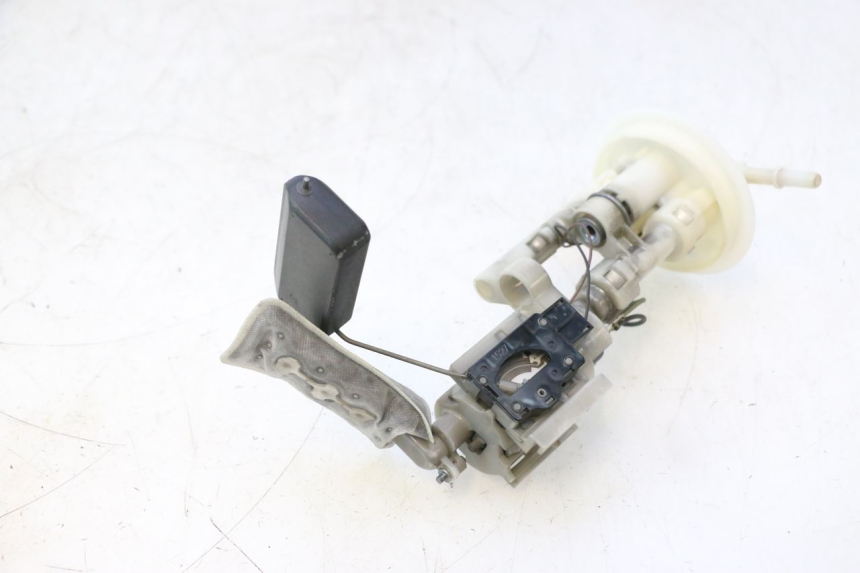 photo de POMPE A ESSENCE SUZUKI BURGMAN 125 (2007 - 2014) - Détail de la pièce