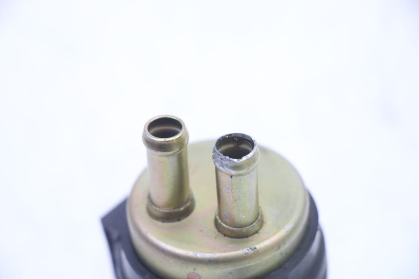 photo de POMPE A ESSENCE HONDA CBR RR FIREBLADE 900 (1992 - 1994) - État de surface