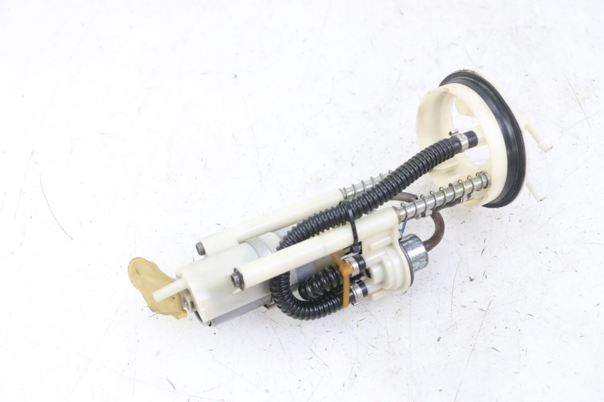 photo de POMPE A ESSENCE PEUGEOT ELYSTAR 125 (2002 - 2007) - Vue principale